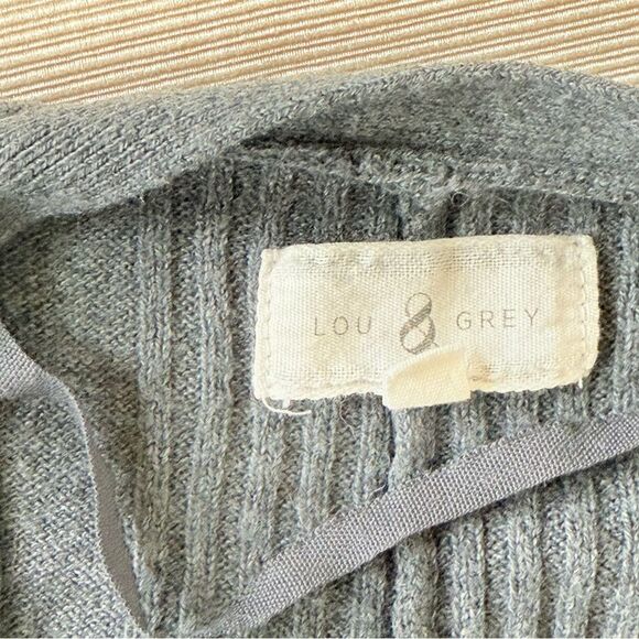 Lou & Grey Womens Cardigan Sweater Top Longsleeve Pockets Grey Casual Soft XS - Picture 2 of 3
